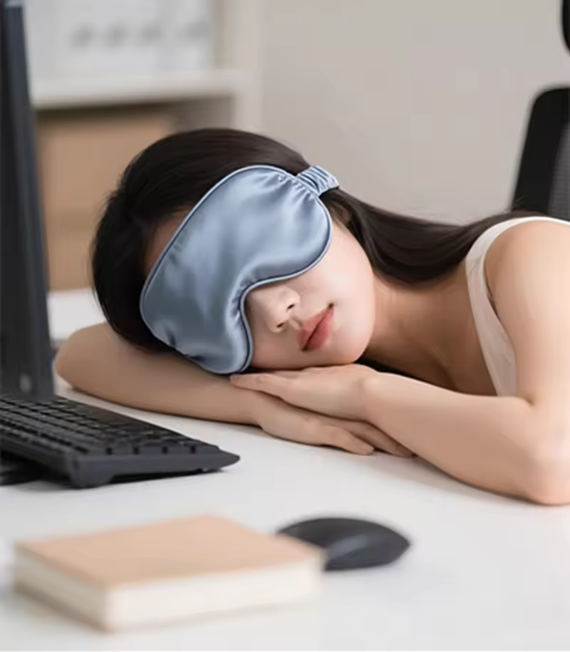 Travel Accessories Eye Mask - قناع نوم حريري مزدوج الجوانب لحجب