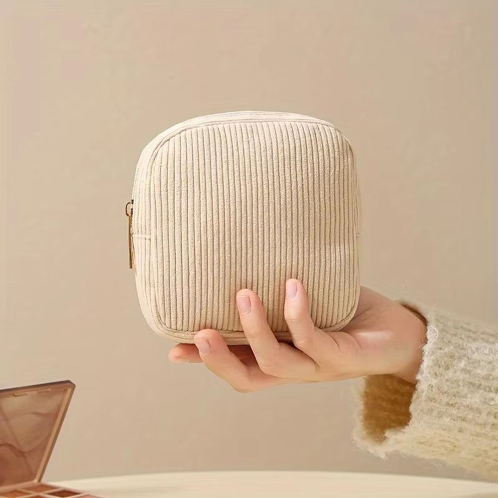 حقيبة كبيرة السعة لحفظ الفوط ا - مراجعة Travel Packing Accessories وسعره