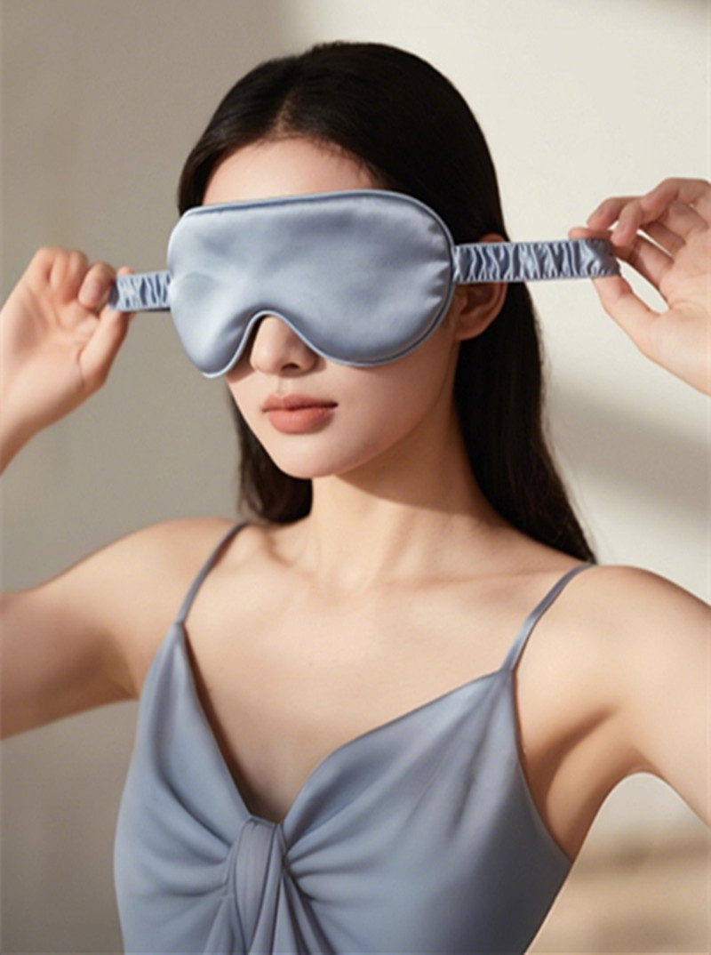 قناع نوم حريري مزدوج الجوانب ل - مراجعة Travel Accessories Eye Mask وسعره