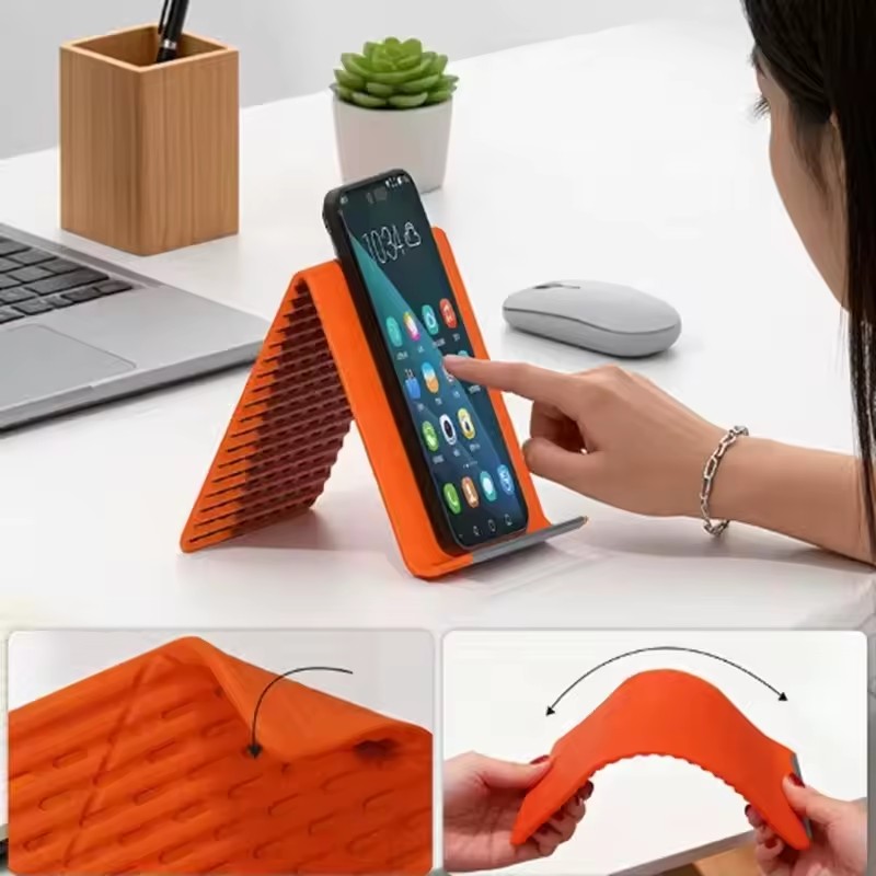 حامل هاتف محمول مرن من السيليك - مراجعة Travel Accessories Gadget وسعره