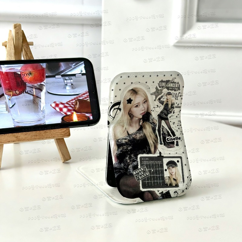 مرآة مكياج صغيرة قابلة للطي من - مراجعة Travel Accessories Gadget وسعره