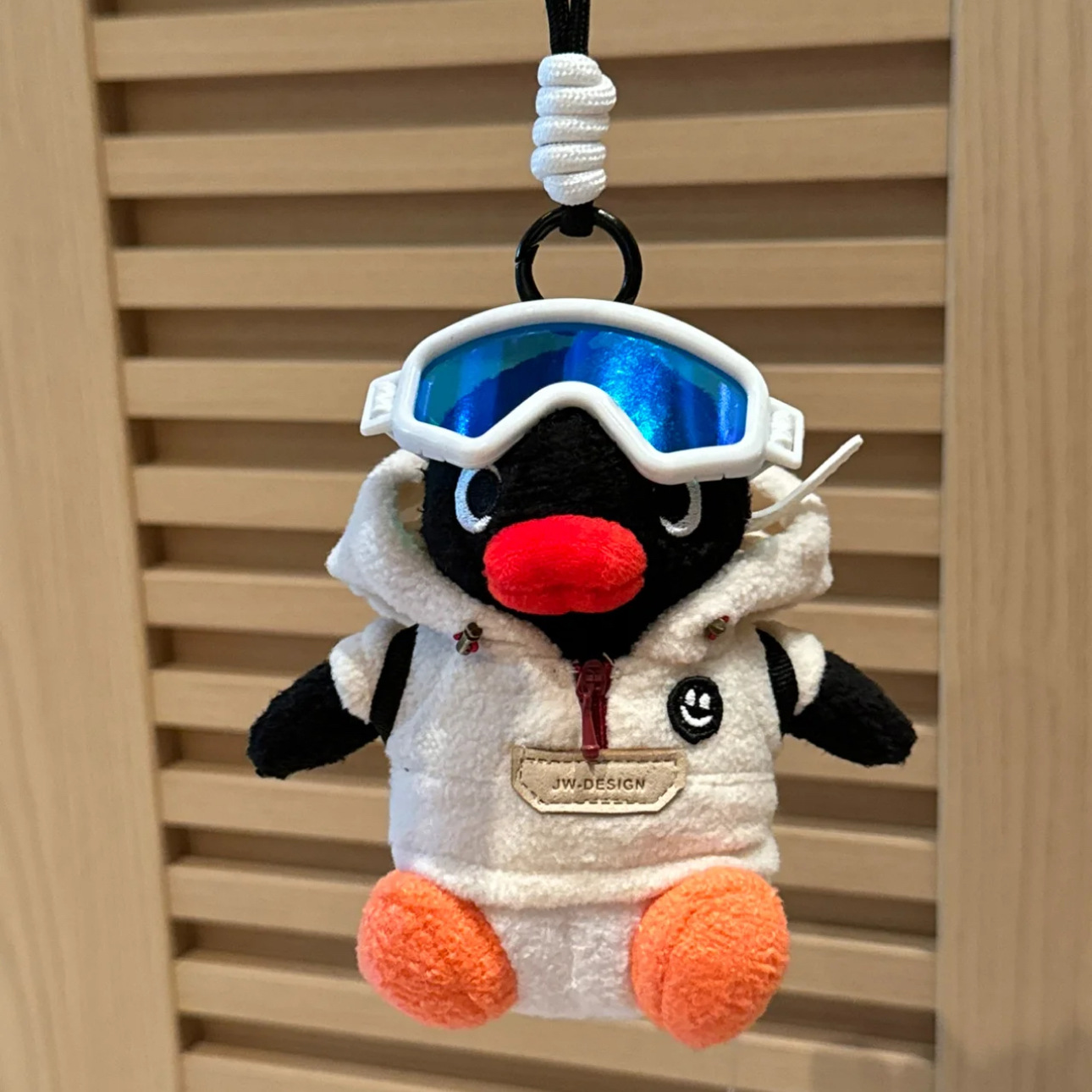 سلسلة مفاتيح على شكل بطريق مبت - مراجعة Quirky Travel Accessories وسعره