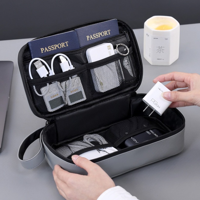 حقيبة تخزين رقمية خفيفة الوزن  - مراجعة Travel Accessories Gadget وسعره